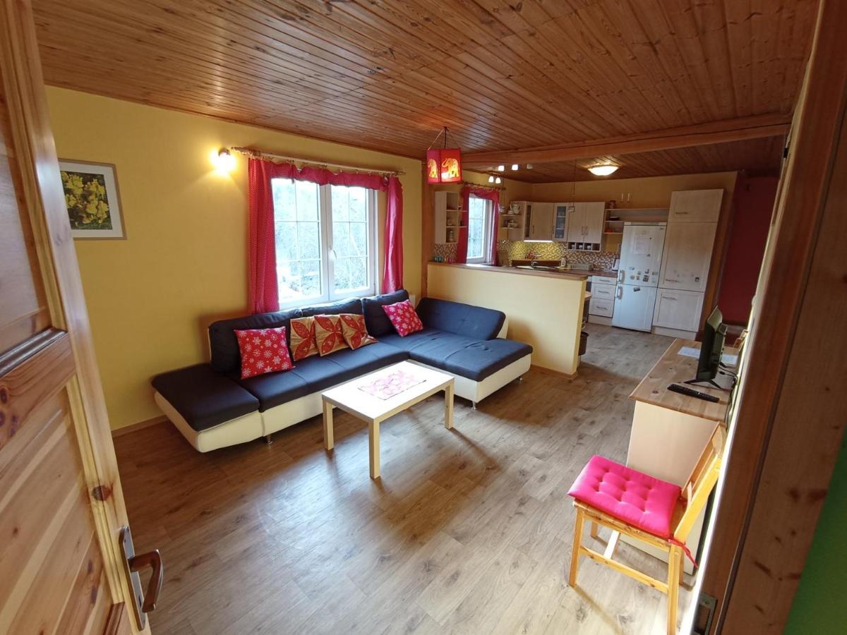 Bydlinská zahrádka Těšíkov Vila Šternberk Exterior foto